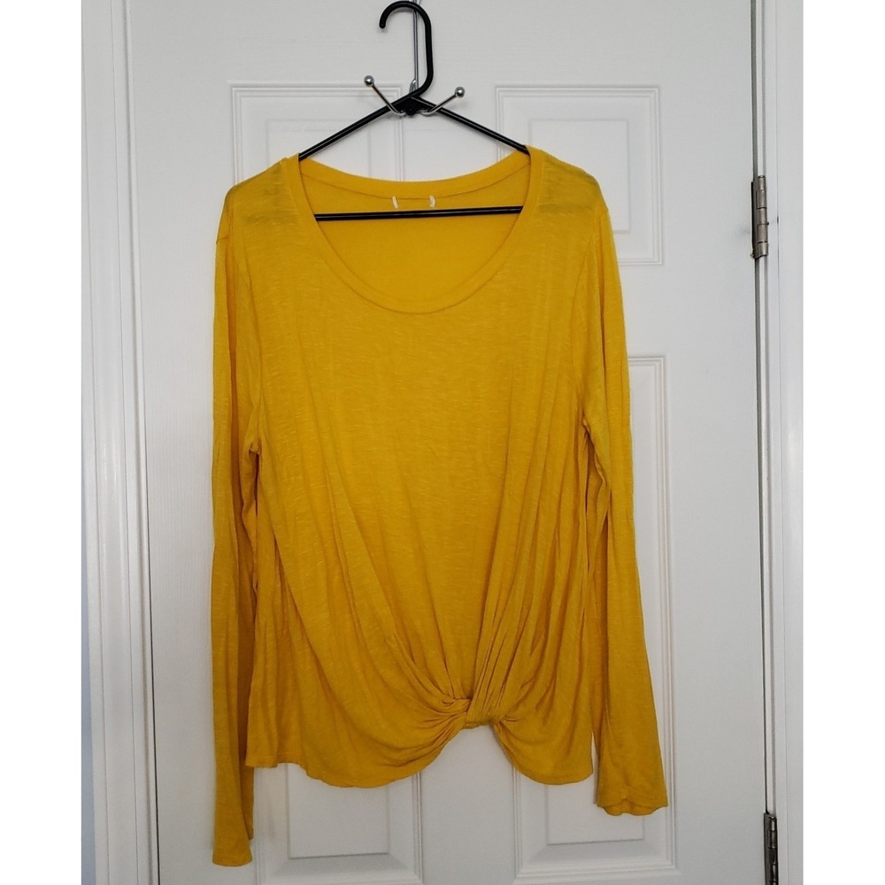Womans‎ Long Sleeve Blouse Size Large